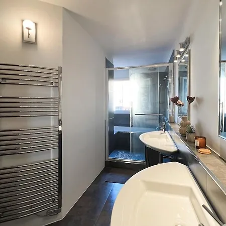 Grand Apt Au Coeur D'ajaccio - Ac & 5min Plage Apartman