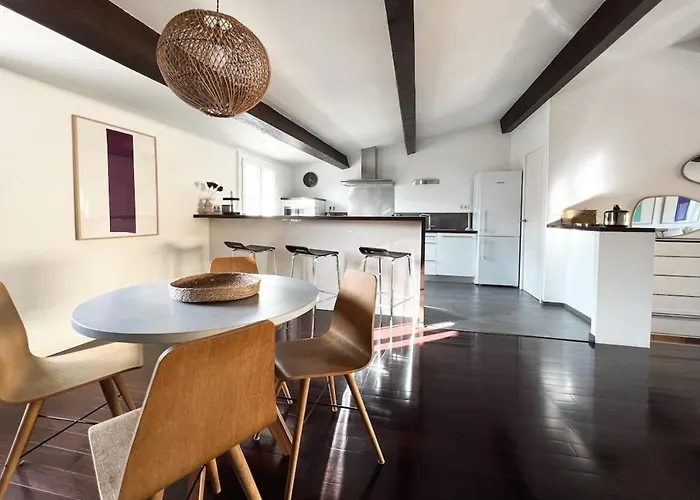 Grand Apt Au Coeur D'ajaccio - Ac & 5min Plage Appartement Ajaccio (Corsica)